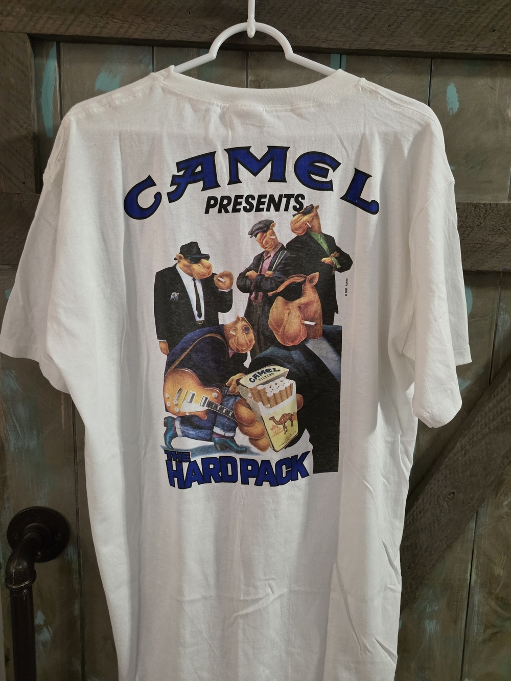 Vintage Camel 'The Hard Pack' White Short Sleeve Tee (1991)